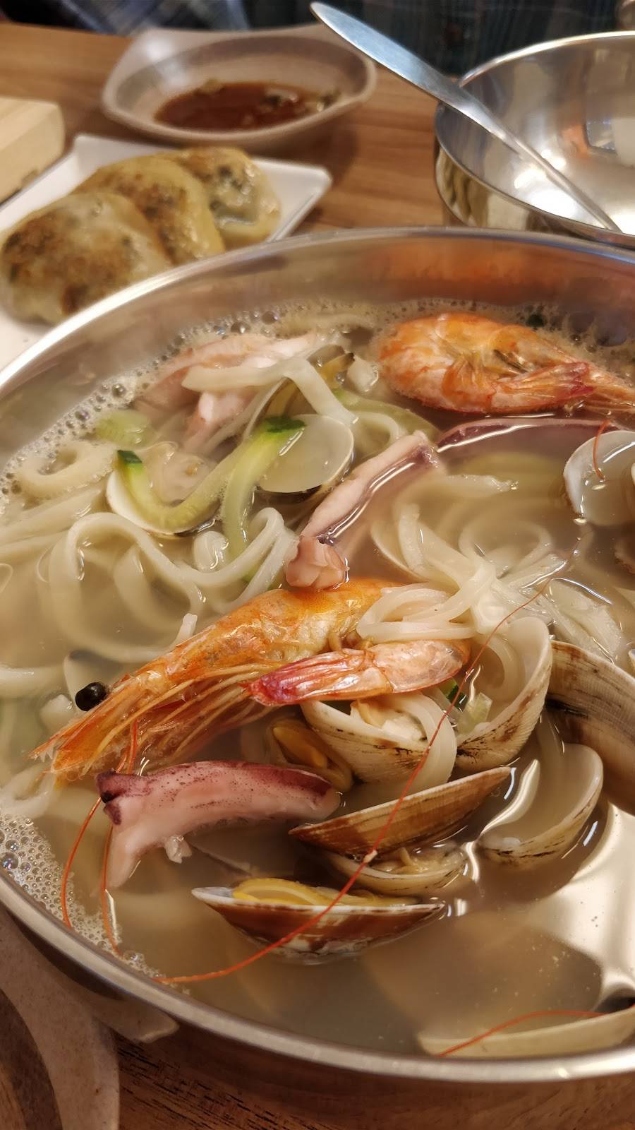 Daebak Wang Mandoo Korean Dumplings | restaurant | 33100 Pacific Hwy S #5, Federal Way, WA 98003, USA | 2535179548 OR +1 253-517-9548