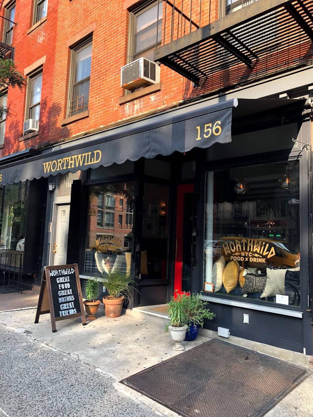 Worthwild | restaurant | 156 9th Ave, New York, NY 10011, USA | 7189429385 OR +1 718-942-9385