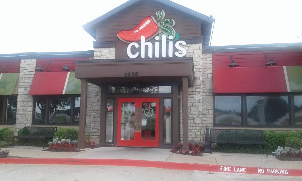 Chilis Grill & Bar | meal takeaway | 1935 S Stemmons Fwy, Lewisville, TX 75067, USA | 9723160932 OR +1 972-316-0932