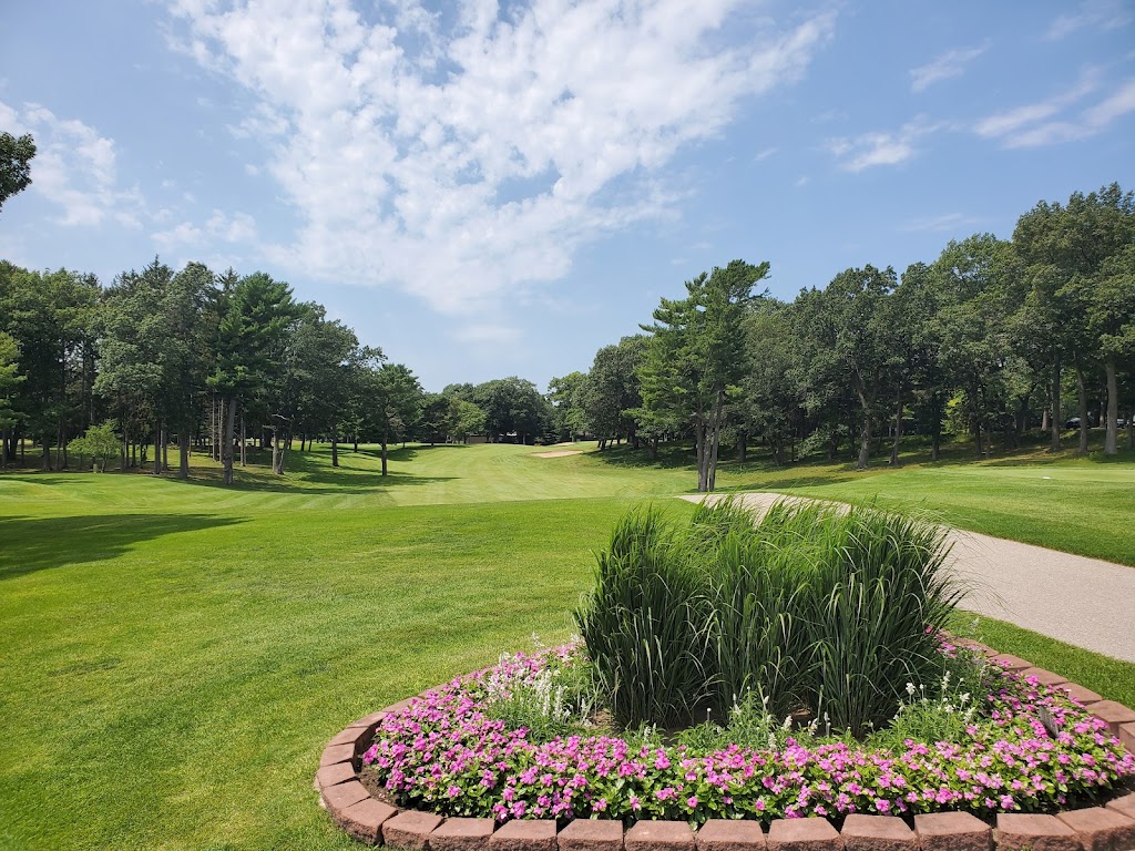 Muskegon Country Club | restaurant | 2801 Lakeshore Dr, Muskegon, MI 49441, USA | 2317553737 OR +1 231-755-3737