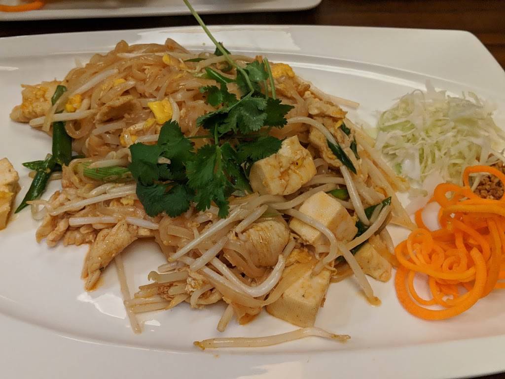 Mai Thai Cuisine | restaurant | 807 1st St, Benicia, CA 94510, USA | 7077471868 OR +1 707-747-1868