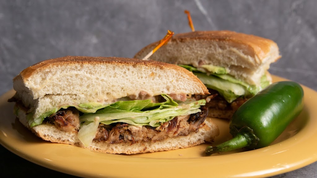 Carlitos Diner | restaurant | 18033 Magnolia St, Fountain Valley, CA 92708, USA | 7145935350 OR +1 714-593-5350