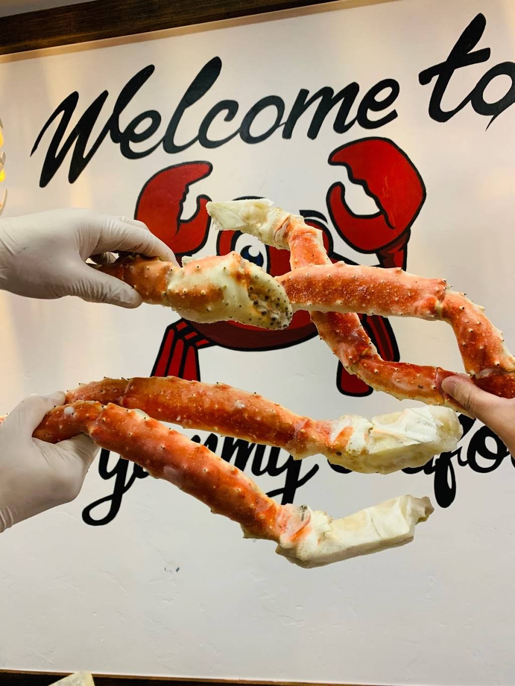 Yummy Seafood | restaurant | N Frontage Rd W, Vail, CO 81657, USA | 9704767280 OR +1 970-476-7280