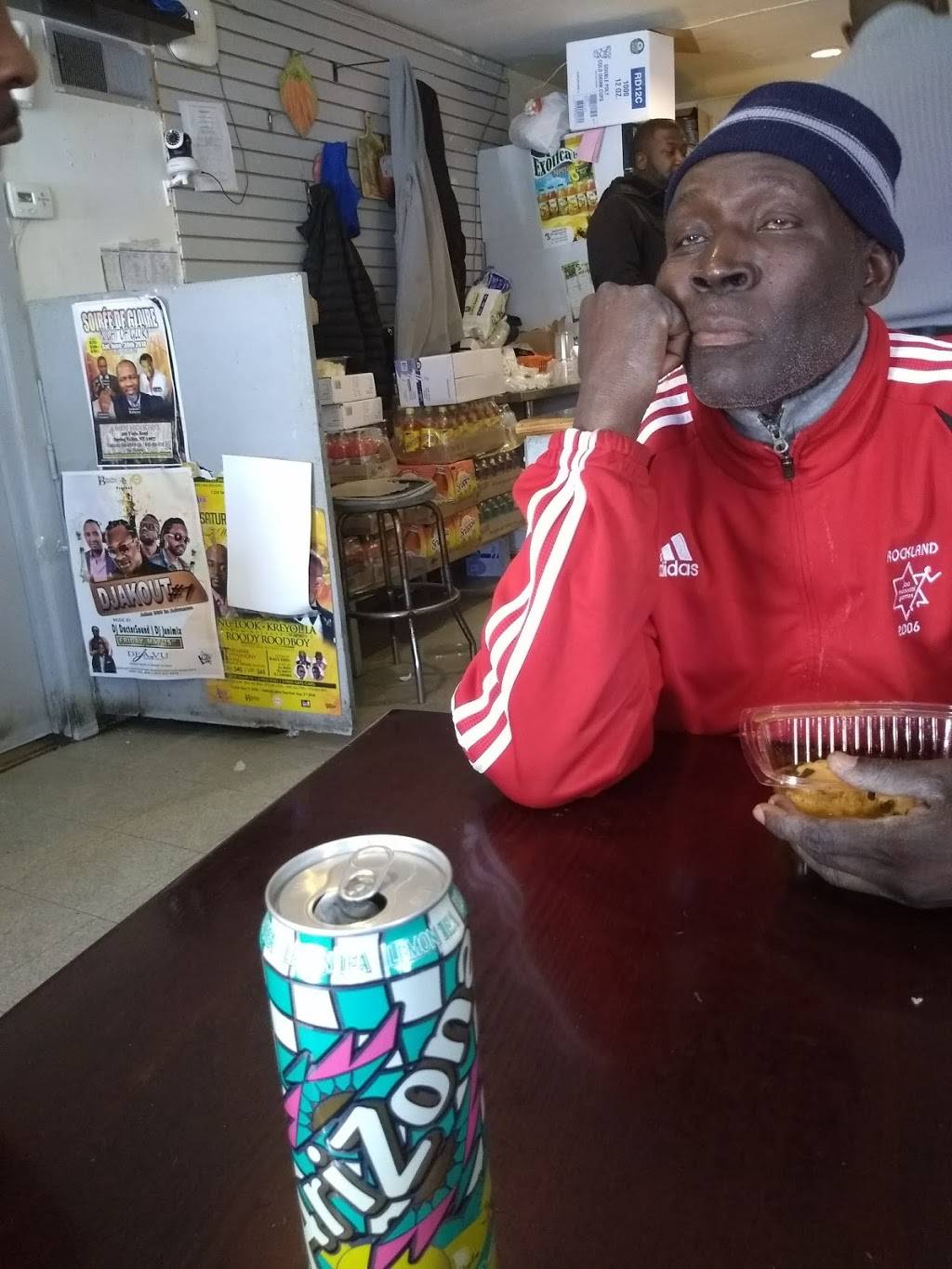 Maranatha Restaurant | restaurant | 80 S Main St, Spring Valley, NY 10977, USA | 8454256201 OR +1 845-425-6201