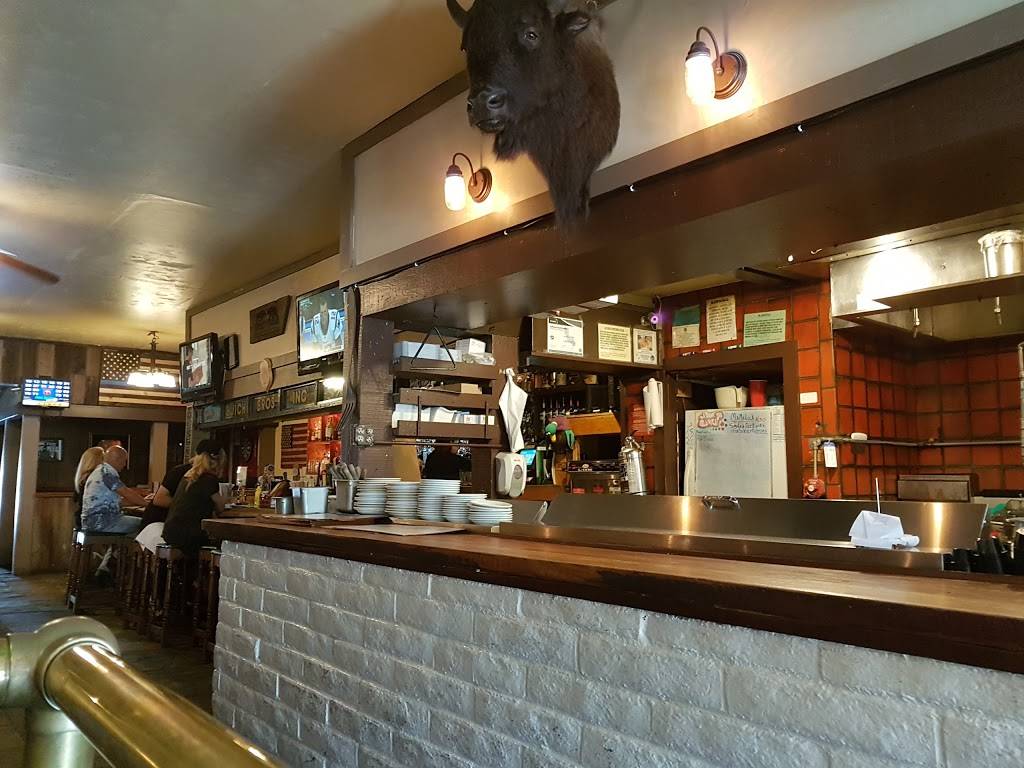 Bull and Bear Whiskey Bar and Taphouse | restaurant | 479 Alvarado St, Monterey, CA 93940, USA | 8316553031 OR +1 831-655-3031