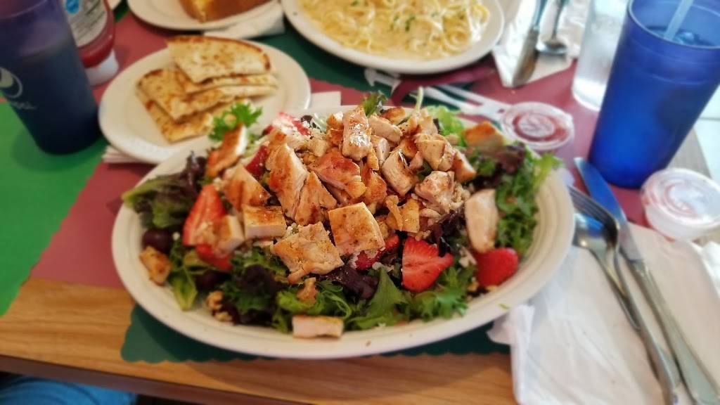 Auroras Family Restaurant | restaurant | 41830 Hayes Rd, Clinton Twp, MI 48038, USA | 5868555040 OR +1 586-855-5040