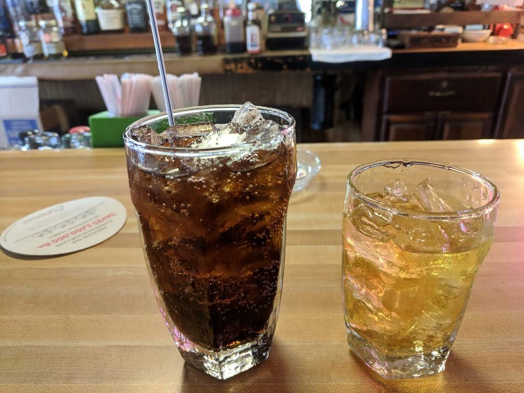 Dons Tap | restaurant | 1649 W Factory Ave, Marion, IN 46952, USA | 7656621591 OR +1 765-662-1591