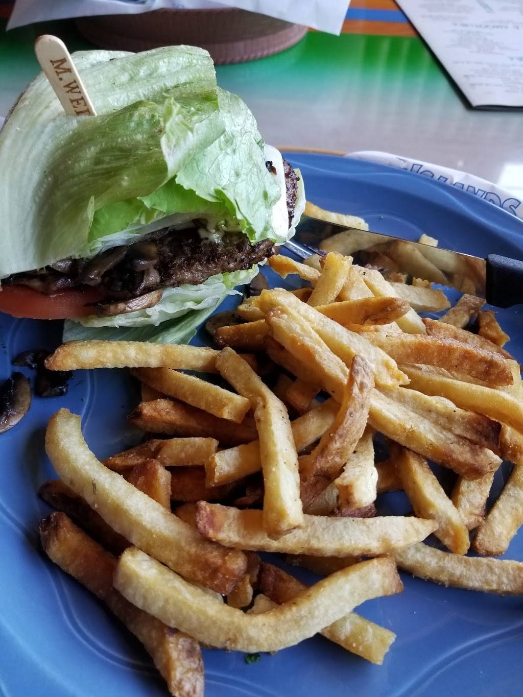 Islands Restaurant Newport Beach | restaurant | 1380 Bison Ave, Newport Beach, CA 92660, USA | 9492190445 OR +1 949-219-0445