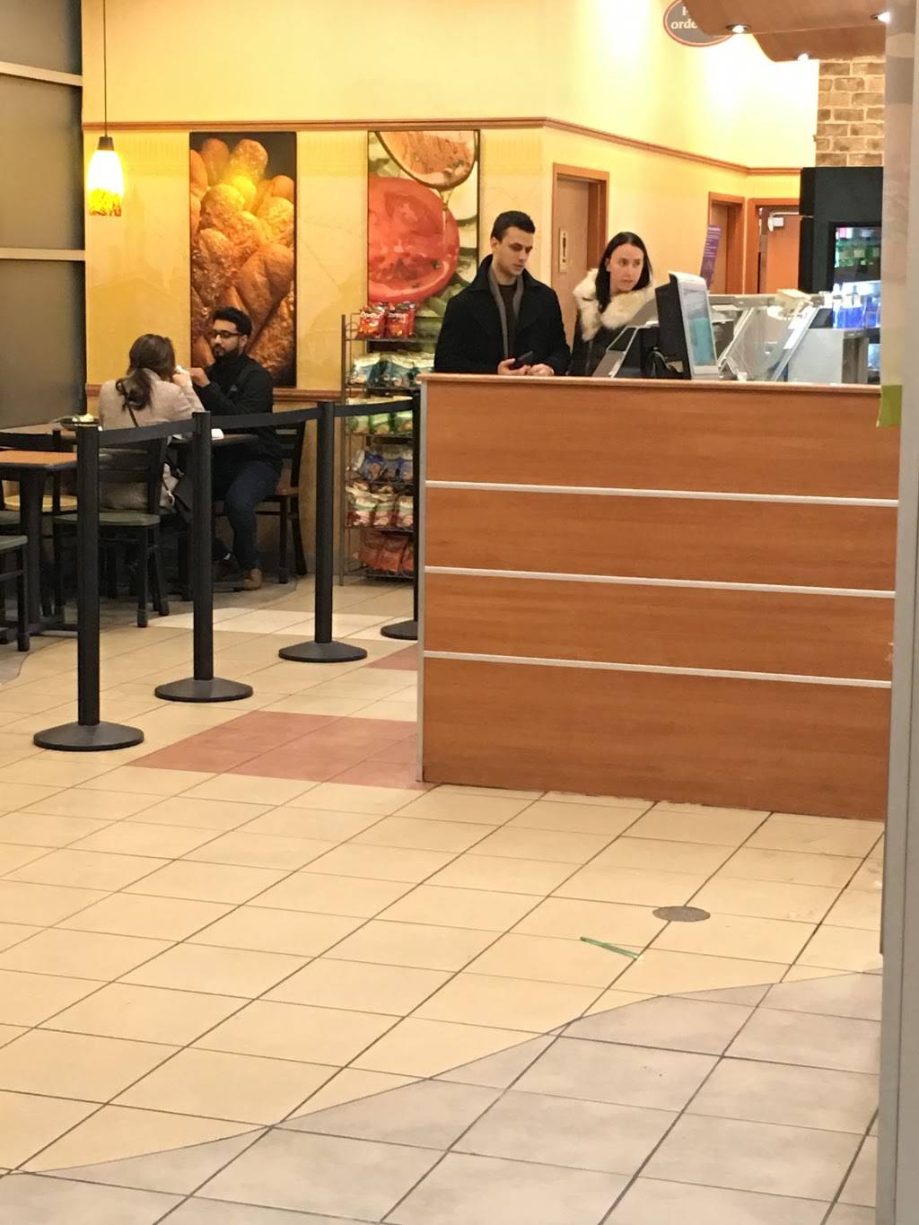 Subway | restaurant | 1604 The Queensway, Etobicoke, ON M8Z 1V1, Canada | 4165031385 OR +1 416-503-1385