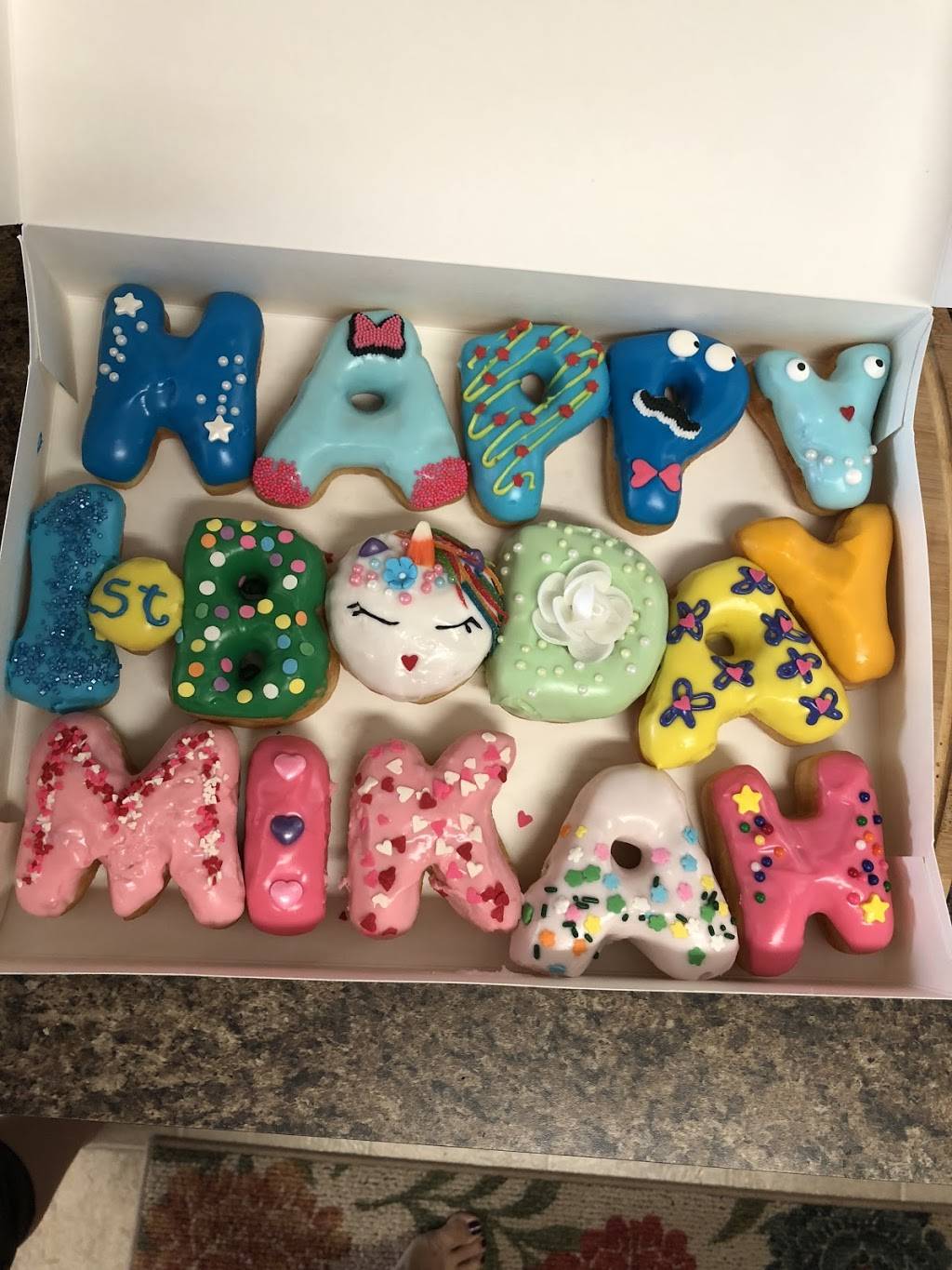 Donutland | restaurant | 574 Interstate Hwy 30, Royse City, TX 75189, USA | 4699847057 OR +1 469-984-7057