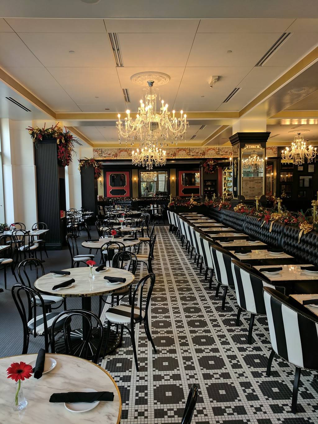 Sugar Factory Bellevue | restaurant | 11111 NE 8th St #120, Bellevue, WA 98004, USA | 4254540313 OR +1 425-454-0313