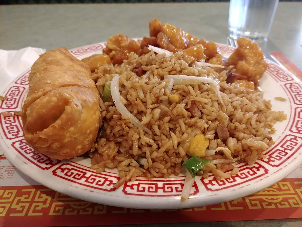 Golden Sea Chop Suey | restaurant | 2908 Ogden Ave, Aurora, IL 60504, USA | 6308517997 OR +1 630-851-7997