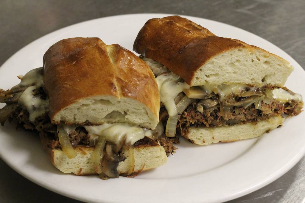 Edgars Restaurant | restaurant | 530 Nome Ave, Akron, OH 44320, USA | 3308693000 OR +1 330-869-3000