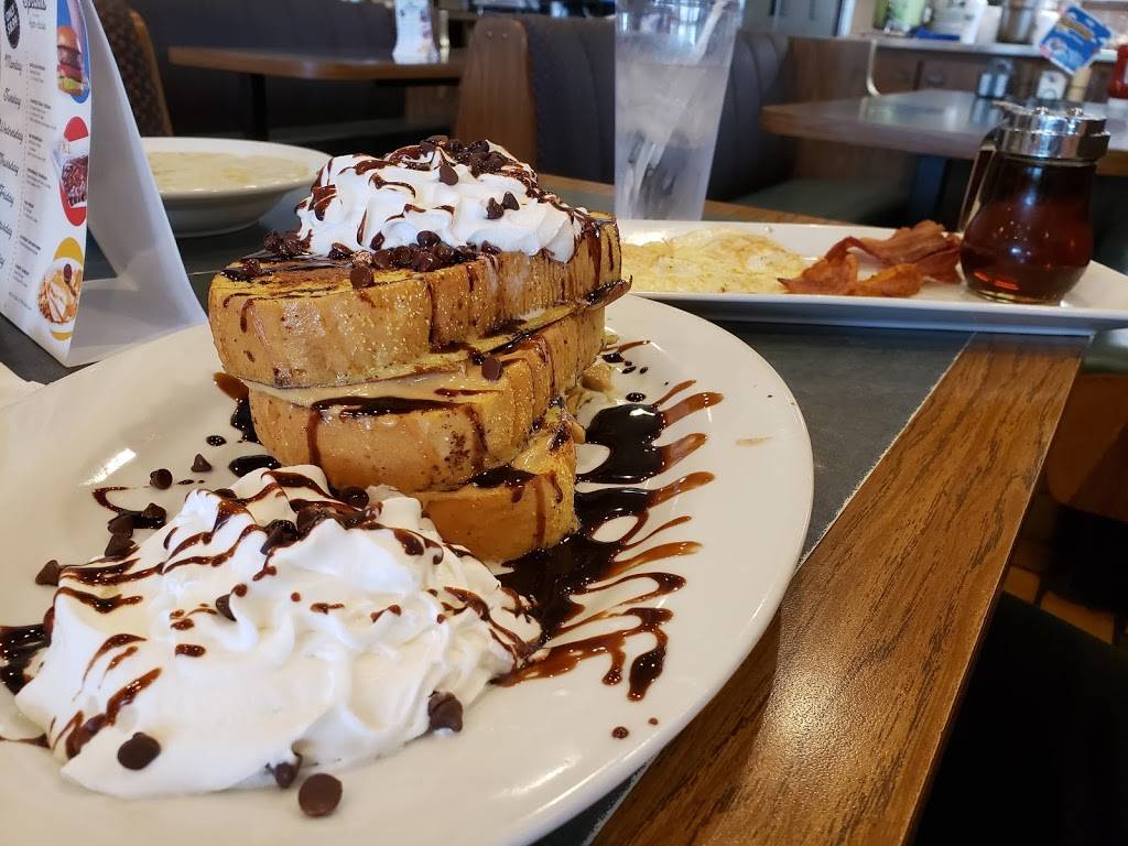 Kings Family Restaurants | bakery | 4310 Northern Pike, Monroeville, PA 15146, USA | 4123733110 OR +1 412-373-3110