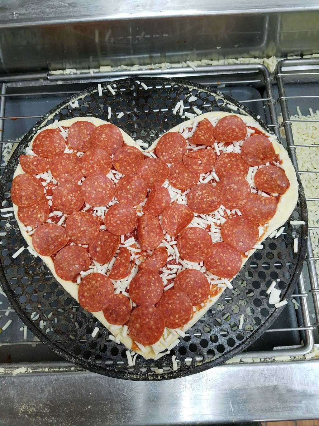 Dominos Pizza | meal delivery | 105 Aerenson Dr, Milford, DE 19963, USA | 3024244444 OR +1 302-424-4444