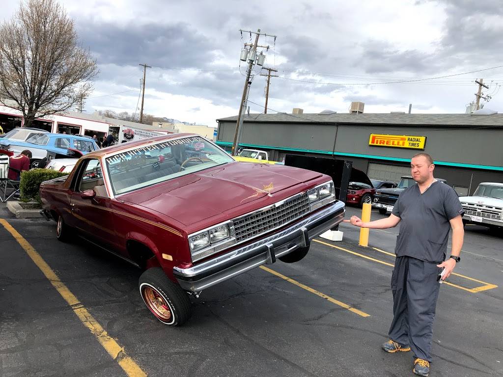 Astro Burgers | restaurant | 3877 State St, Salt Lake City, UT 84115, USA | 8012661900 OR +1 801-266-1900