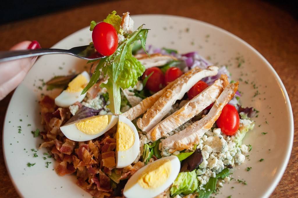 Marshland Restaurant & Bakery | restaurant | 109 MA-6A, Sandwich, MA 02563, USA | 5088889824 OR +1 508-888-9824