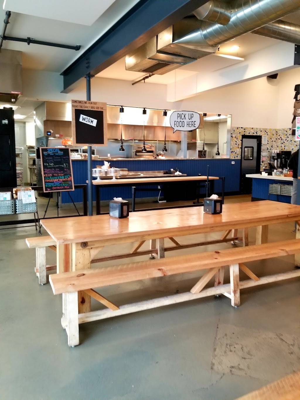 Urban Roots Brewery & Smokehouse | restaurant | 1322 V St, Sacramento, CA 95818, USA | 9167063741 OR +1 916-706-3741