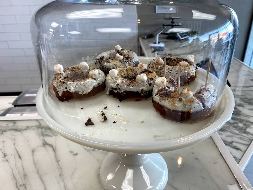 The Nutrition Place Yukon | restaurant | 1751 Garth Brooks Blvd, Yukon, OK 73099, USA | 4054675232 OR +1 405-467-5232