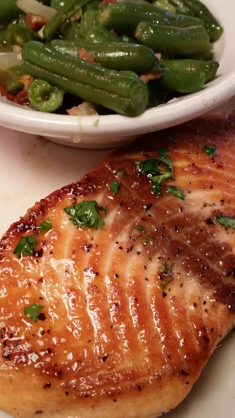 Texas Roadhouse | restaurant | 270 S Marlin Dr, Greenwood, IN 46142, USA | 3178598800 OR +1 317-859-8800