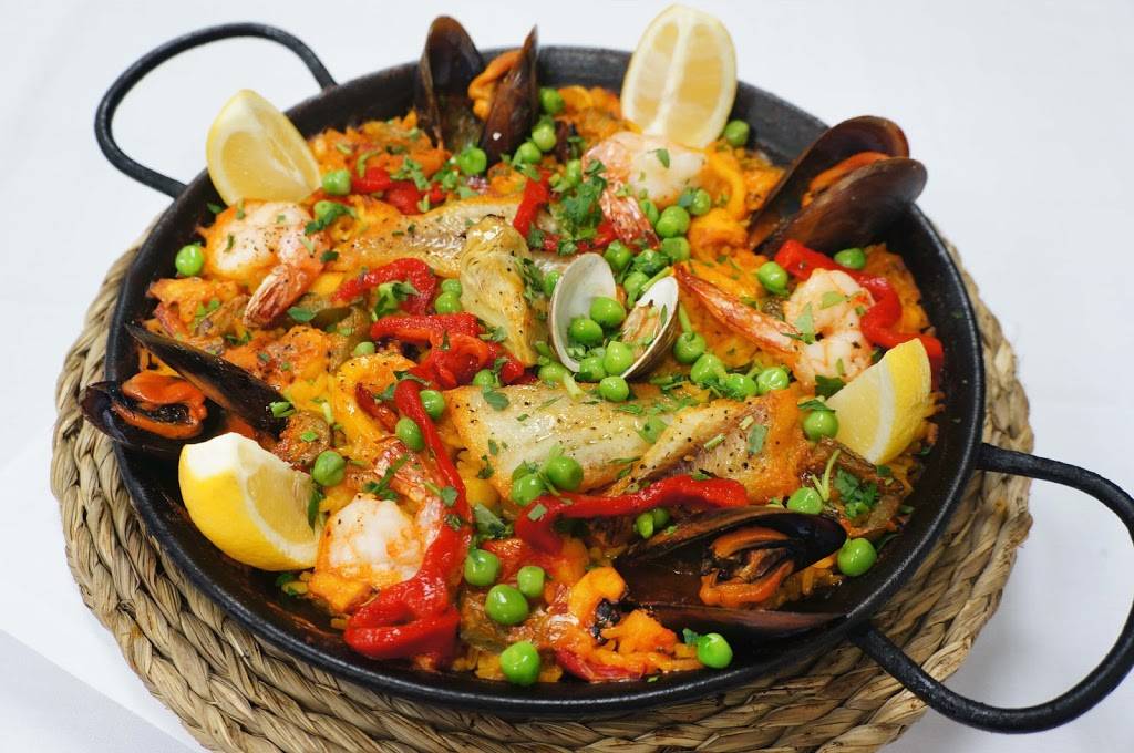 entretapas | restaurant | 74 Indian Trace, Weston, FL 33326, USA | 9543853262 OR +1 954-385-3262