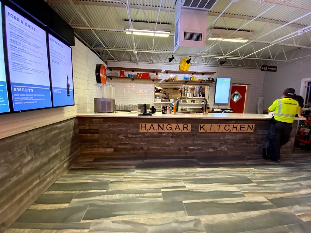 Hangar Kitchen | restaurant | 8800 Telephone Rd, Houston, TX 77061, USA | 3462045651 OR +1 346-204-5651