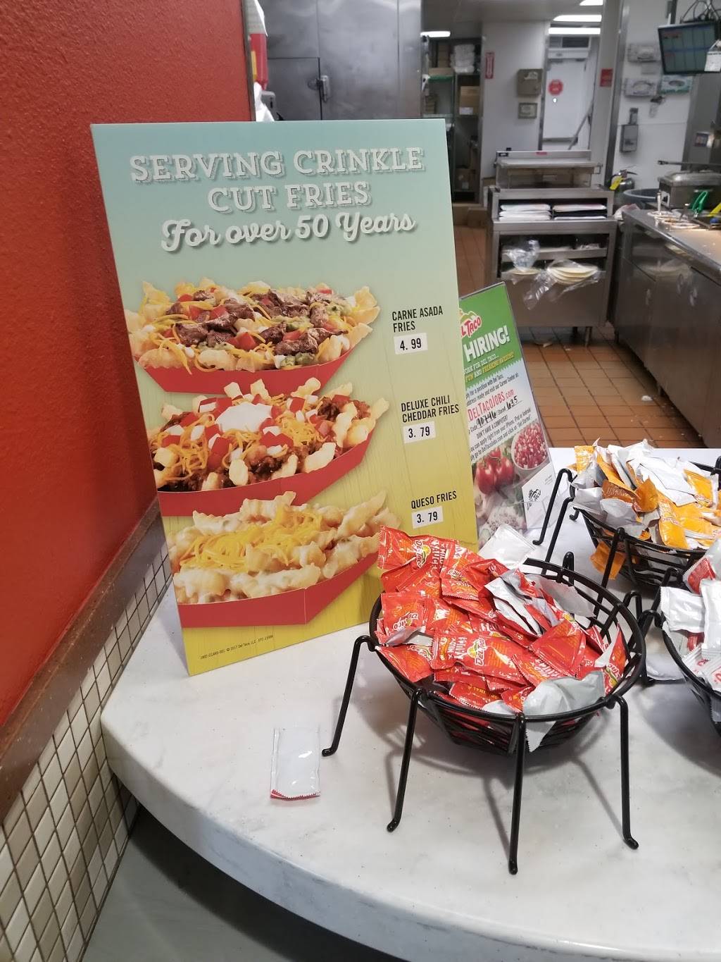 Del Taco | meal takeaway | 17504 S Avalon Blvd, Carson, CA 90746, USA | 3105156479 OR +1 310-515-6479