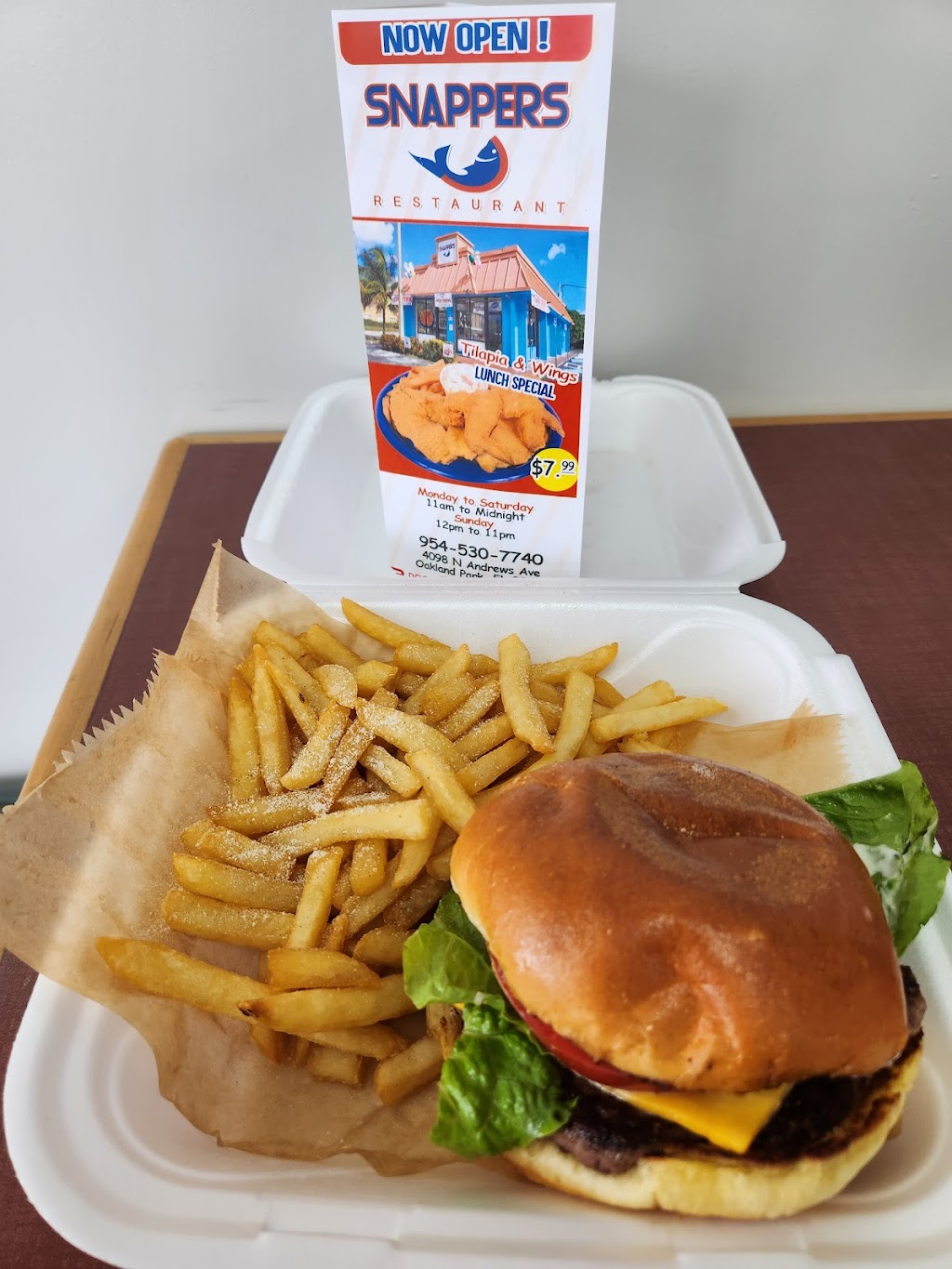 Snappers Fish & Chicken | restaurant | 4098 N Andrews Ave, Oakland Park, FL 33309, USA | 9545307740 OR +1 954-530-7740