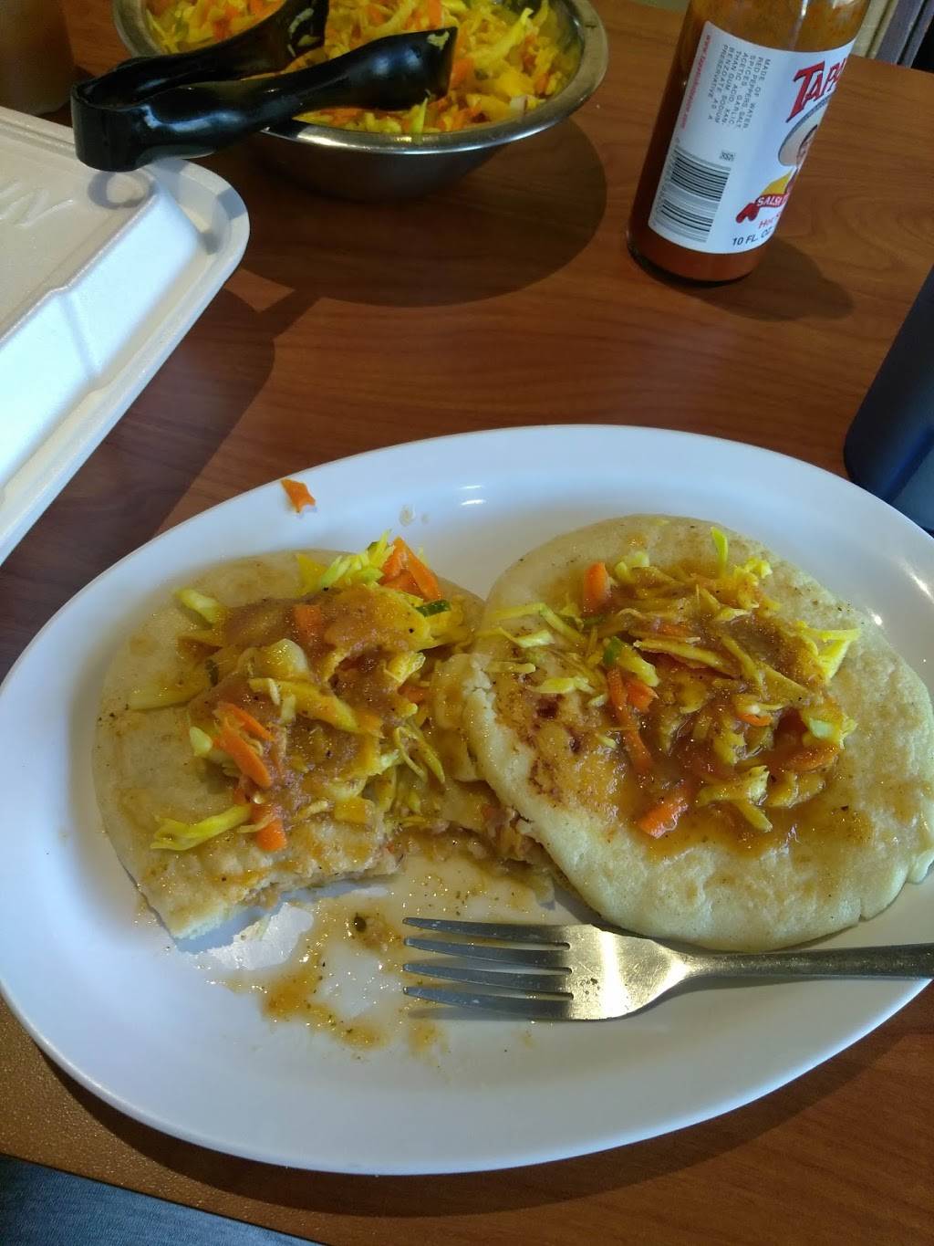 Alpha pupuseria | restaurant | 3970 N Sierra Way, San Bernardino, CA 92405, USA | 9096836265 OR +1 909-683-6265