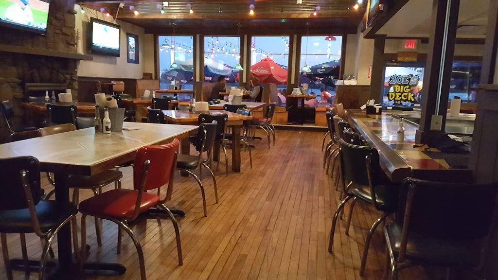 Joes Crab Shack | restaurant | 101 East, Vancouver, WA 98661, USA | 3606939211 OR +1 360-693-9211