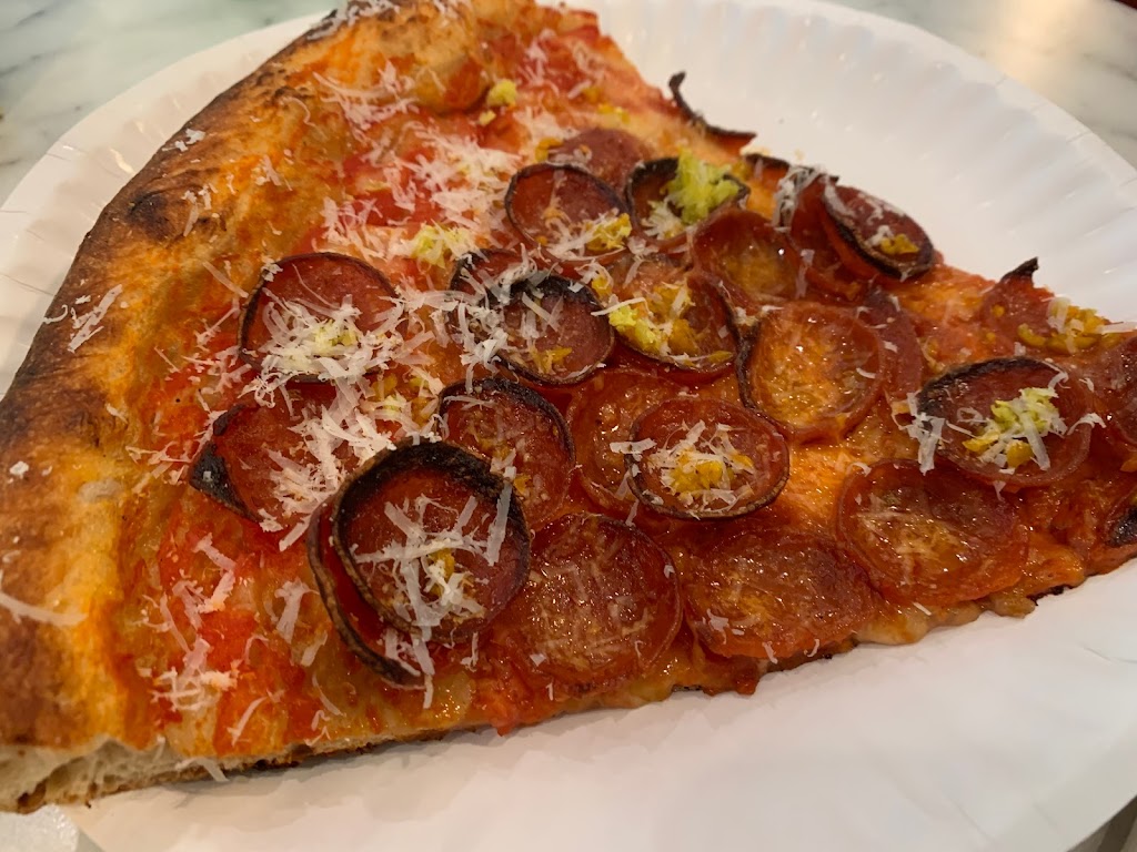 Flo’s Wine Bar and Bottle Shop | restaurant | 3111 W 35th St, Austin, TX 78703, USA | 5124340380 OR +1 512-434-0380