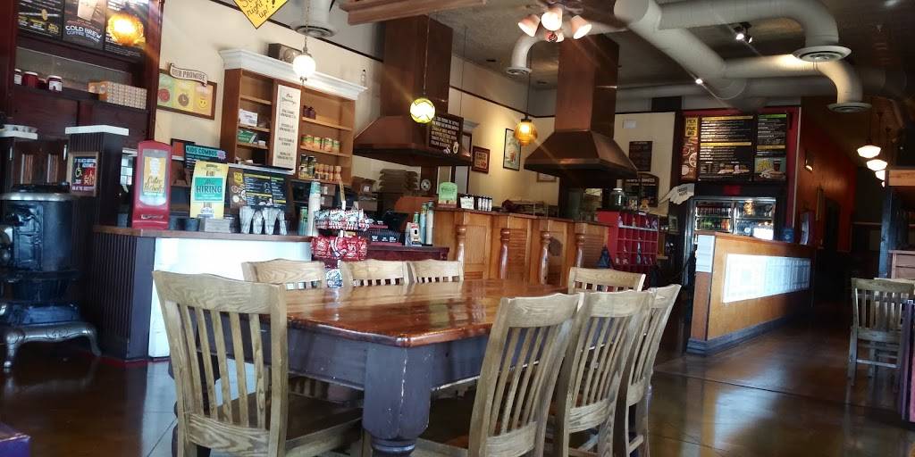 Potbelly Sandwich Shop | restaurant | 101 N Veterans Pkwy, Bloomington, IL 61704, USA | 3096629299 OR +1 309-662-9299