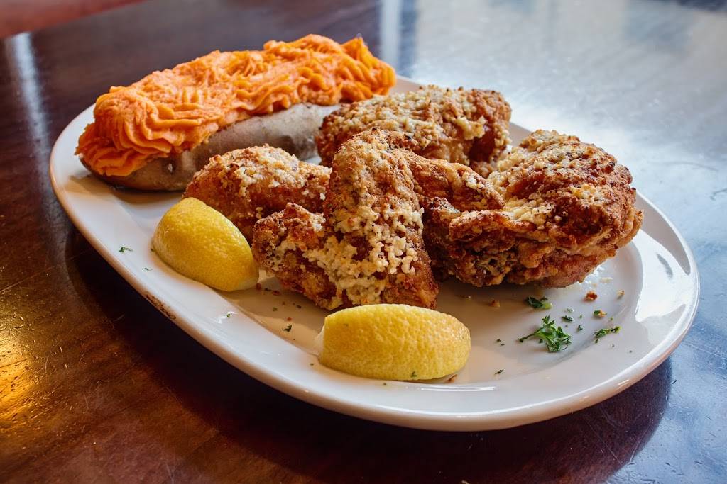 Marcellos Father and Son Restaurant | restaurant | 2475 N Milwaukee Ave, Chicago, IL 60647, USA | 7732522620 OR +1 773-252-2620