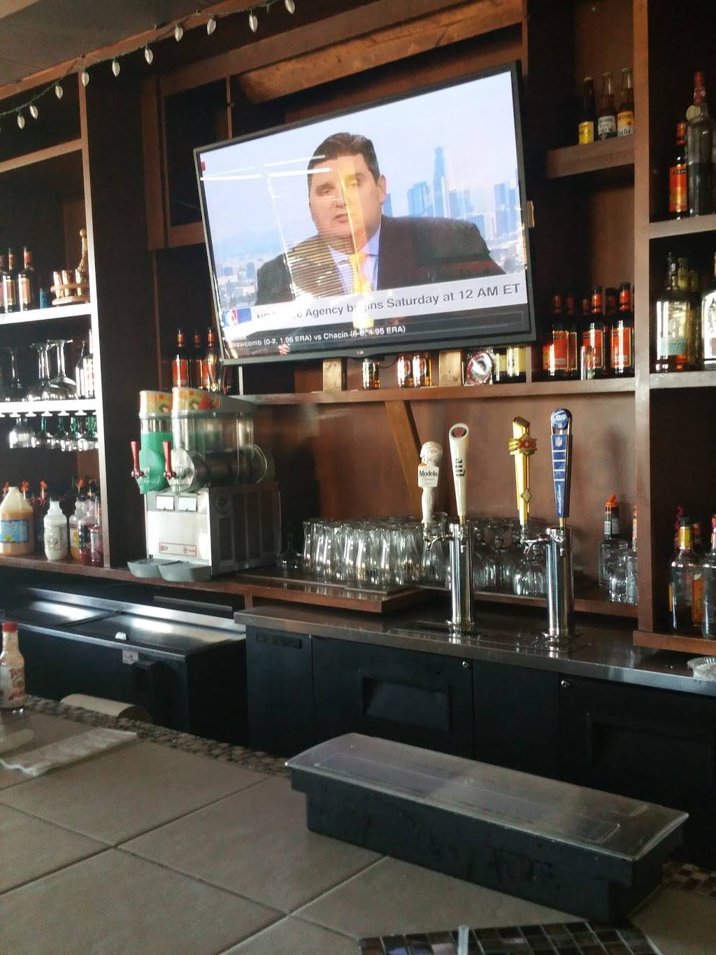 El Sombrero | restaurant | 2784 Meijer Rd, Jeffersonville, IN 47130, USA | 8122850109 OR +1 812-285-0109