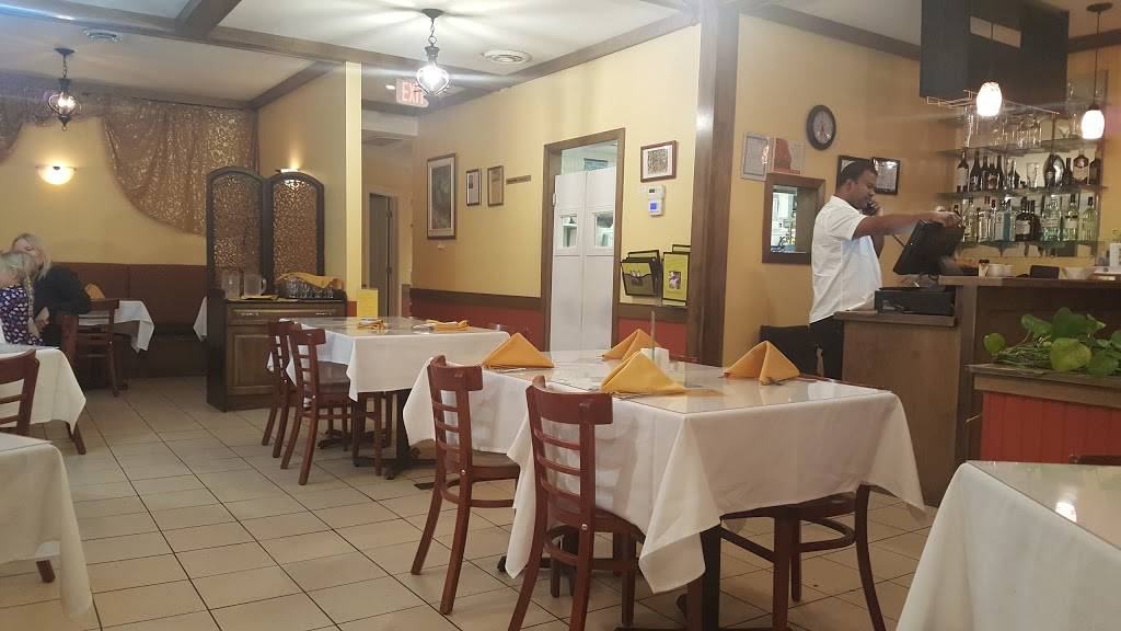 Mias Indian Cuisine | restaurant | 917 Richmond Rd, Ottawa, ON K2A 0G8, Canada | 6136953333 OR +1 613-695-3333