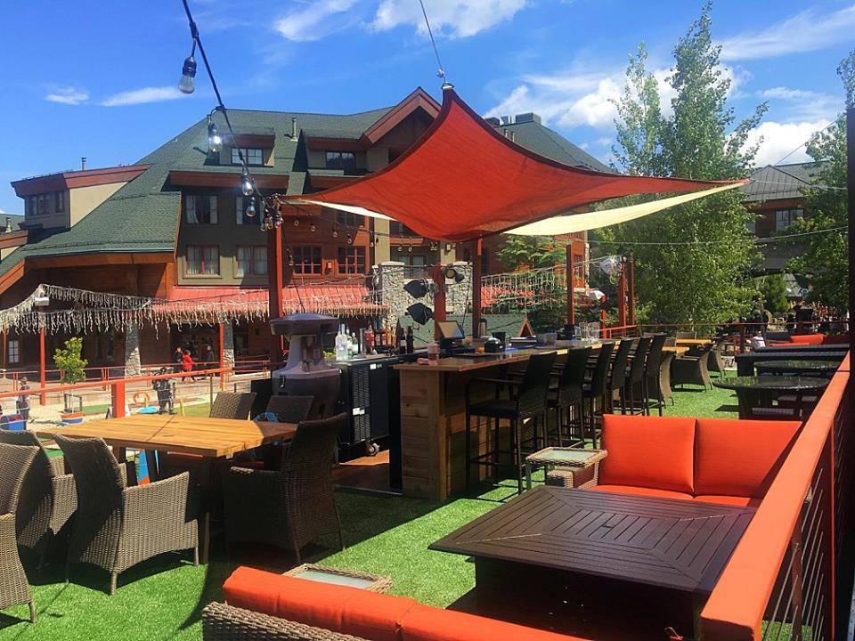 Village Bar and Grill | restaurant | 1001 Heavenly Village Way #50, South Lake Tahoe, CA 96150, USA | 5305238024 OR +1 530-523-8024