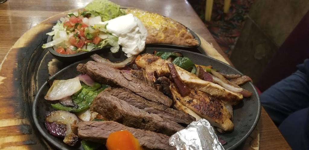 Macayos Mexican Table | restaurant | 6012 W Bell Rd, Glendale, AZ 85308, USA | 6022988080 OR +1 602-298-8080