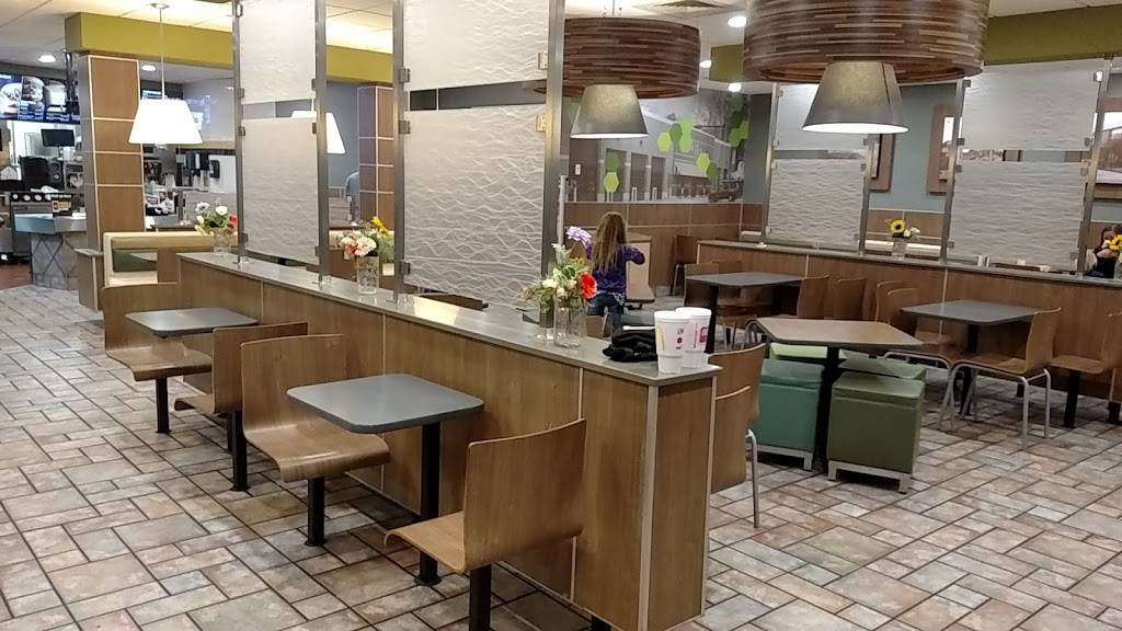 McDonalds | cafe | 125 NC-102 W, Ayden, NC 28513, USA | 2527467858 OR +1 252-746-7858