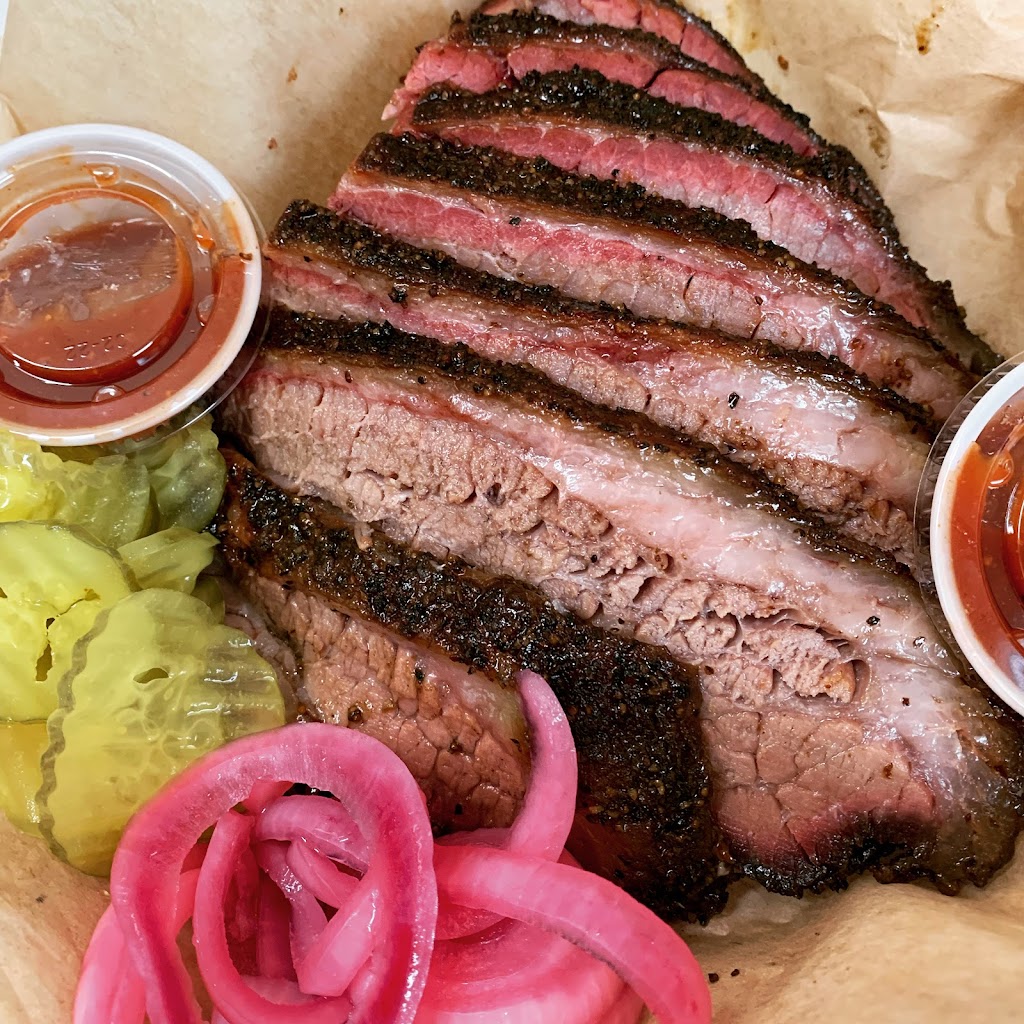 Texas Prime Bbq | restaurant | 2002 TX-97, Pleasanton, TX 78064, USA | 8302817307 OR +1 830-281-7307