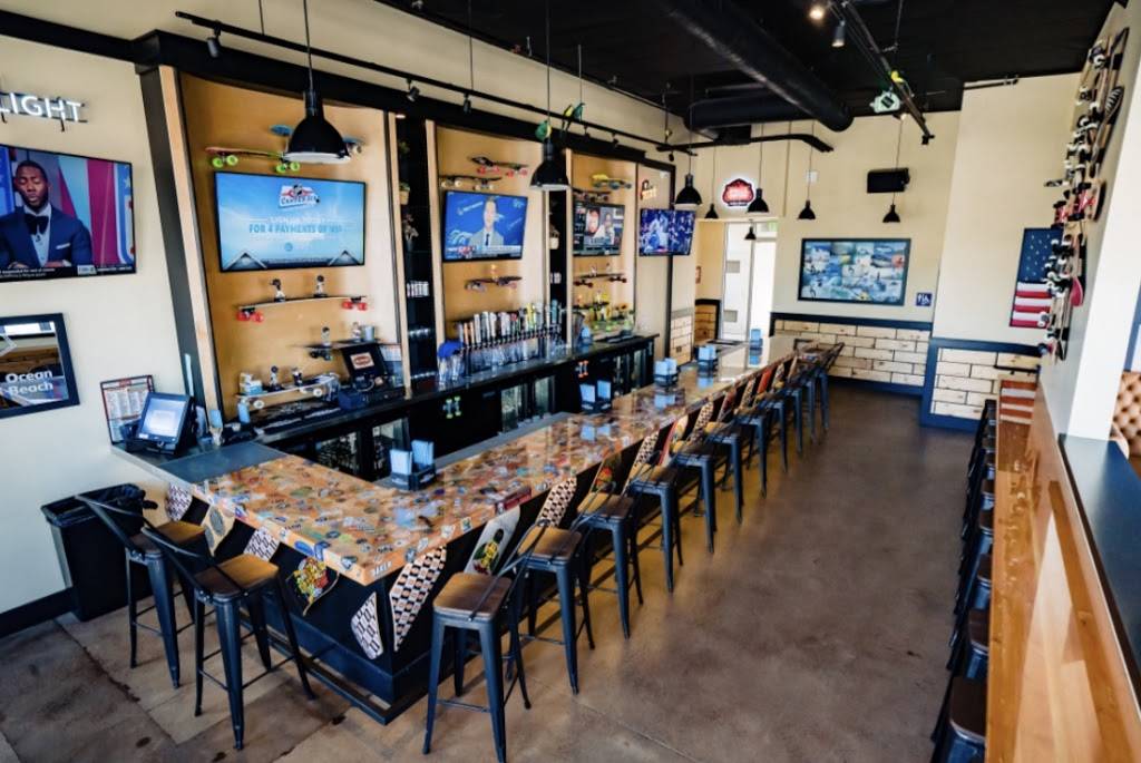 Dirty Birds Ocean Beach | restaurant | 1929 Cable St, San Diego, CA 92107, USA | 6192412922 OR +1 619-241-2922