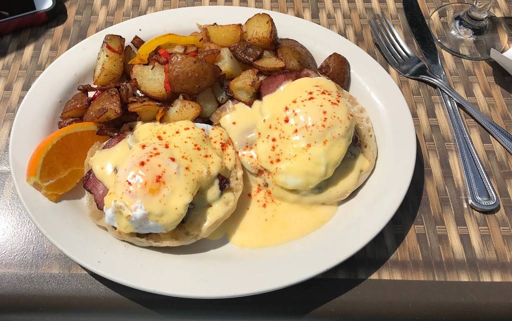 The Clubhouse Restaurant at Alderbrook | restaurant | 330 E Country Club Drive East, Union, WA 98592, USA | 3608982560 OR +1 360-898-2560