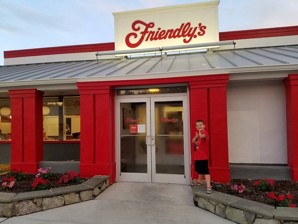 Friendlys | restaurant | 1115 S College Ave, Newark, DE 19713, USA | 3023698911 OR +1 302-369-8911