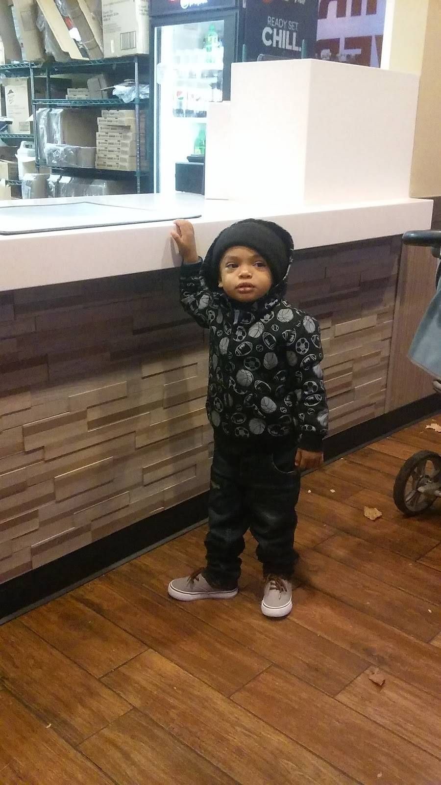 Pizza Hut | meal takeaway | 4800 Chicago Ave, Minneapolis, MN 55417, USA | 6128259820 OR +1 612-825-9820