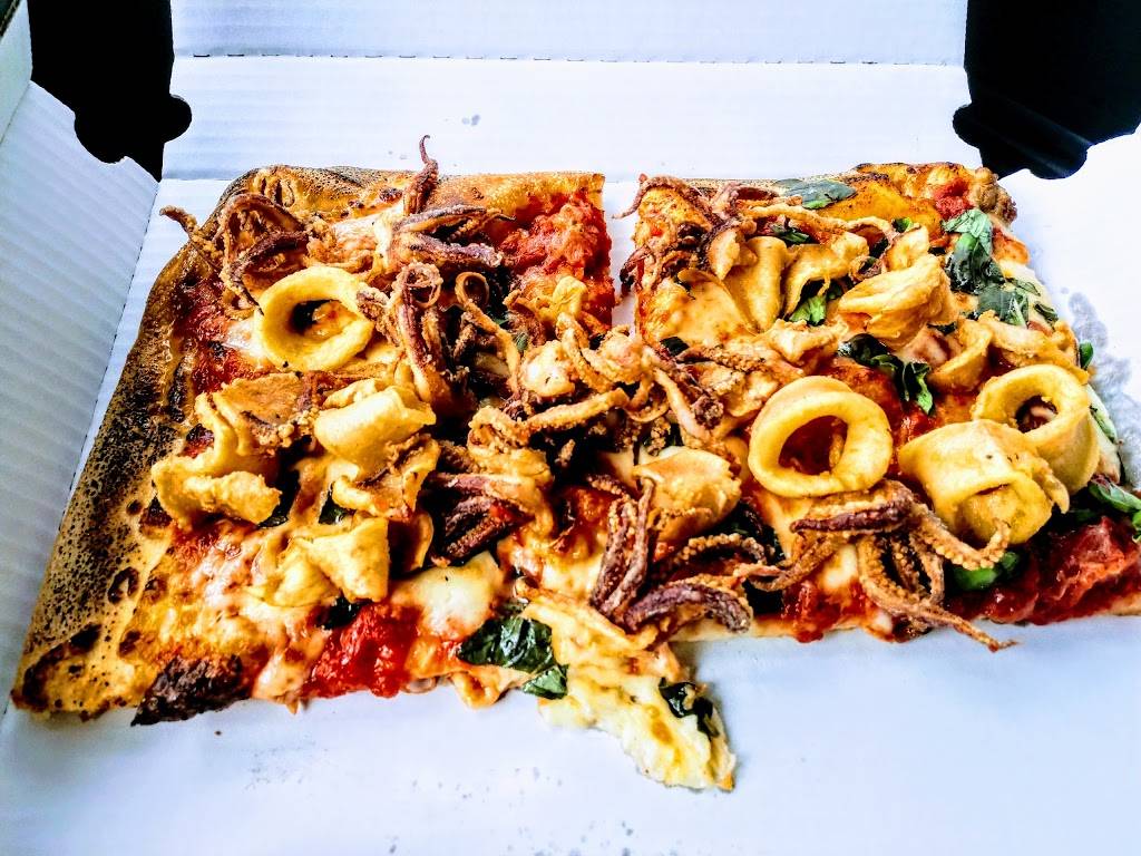 Freddys Pizza | restaurant | 1600 S 61st Ave, Cicero, IL 60804, USA | 7088639289 OR +1 708-863-9289