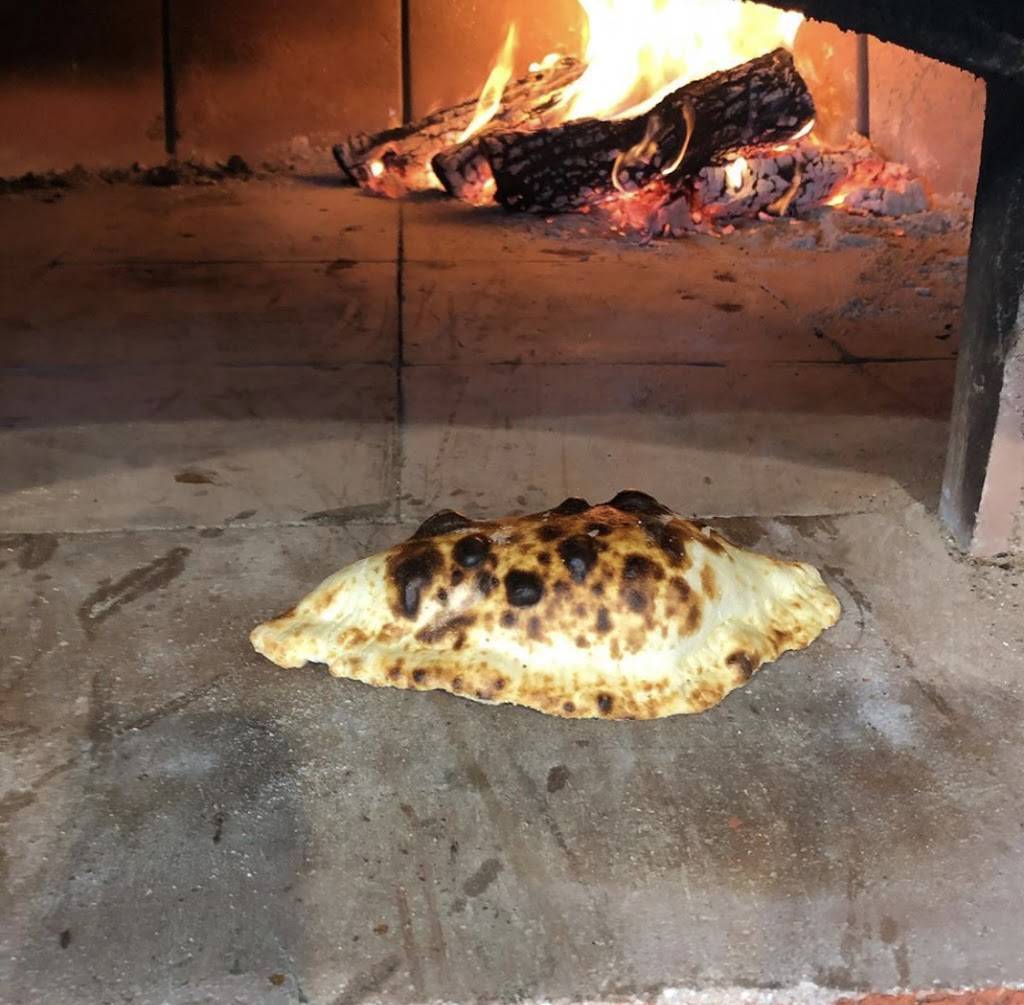 Truth Pizzeria | restaurant | 1602 E Houston St ste 111, San Antonio, TX 78202, USA | 2106003211 OR +1 210-600-3211