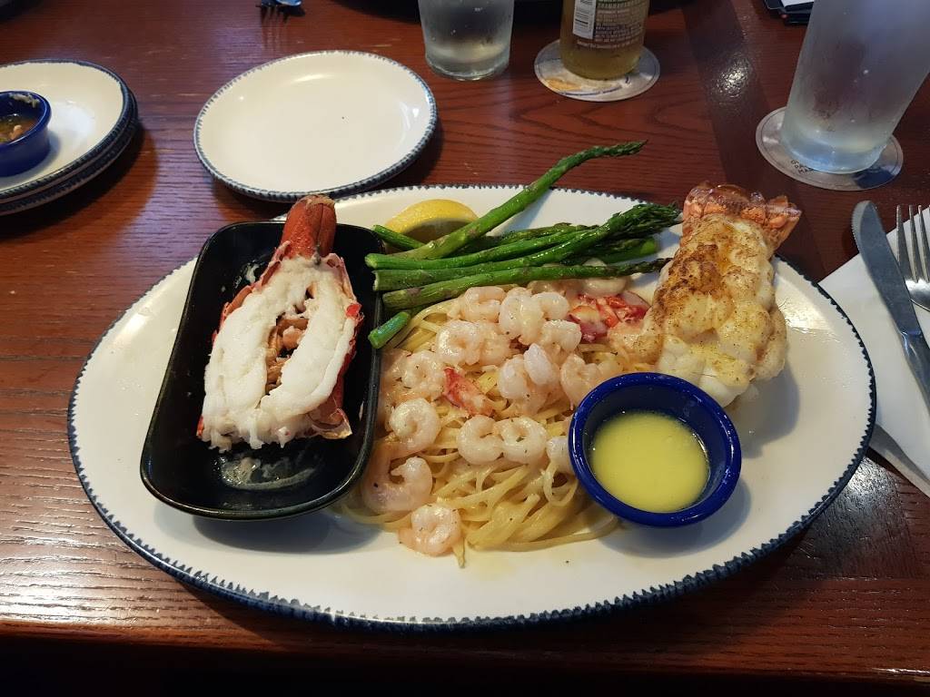 Red Lobster | restaurant | 7780 W Irlo Bronson Memorial Hwy, Kissimmee, FL 34747, USA | 3216770191 OR +1 321-677-0191