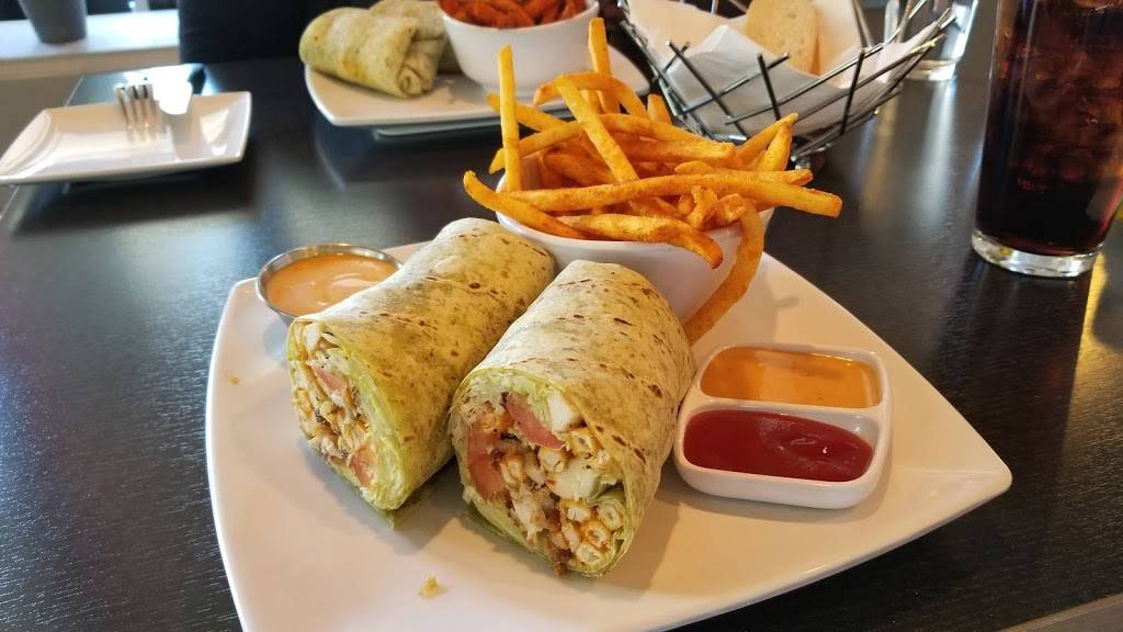 Fusion Grill | restaurant | 2024 E Avenida De Los Arboles, Thousand Oaks, CA 91362, USA | 8052410449 OR +1 805-241-0449