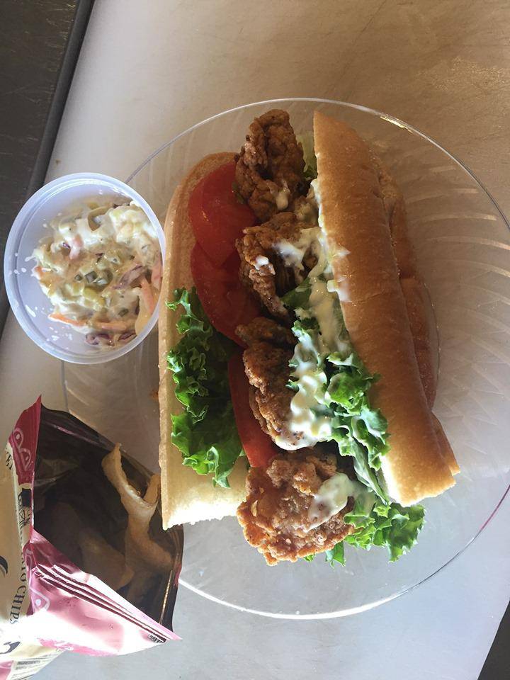 The Colonial Trail Seafood Market | restaurant | 580 Colonial Trail E, Surry, VA 23883, USA | 7572940580 OR +1 757-294-0580