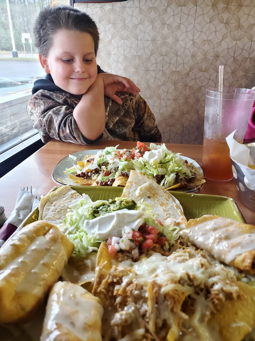 Salsas Cocina Marietta Square | restaurant | 8299 W Beaver St Suite 4, Jacksonville, FL 32220, USA | 9043129685 OR +1 904-312-9685