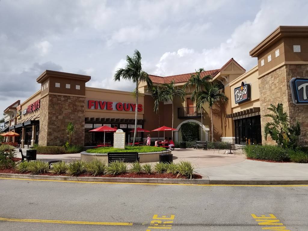 Five Guys | meal takeaway | 3268 Forum Blvd, Fort Myers, FL 33905, USA | 2399364169 OR +1 239-936-4169